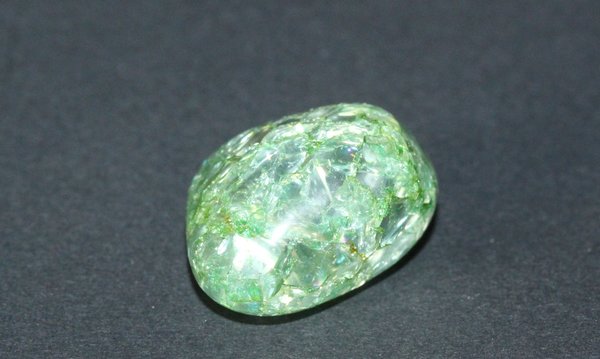 Bergkristall cracked Sammlerstein Heilstein mit toller Form und Aussehen !
