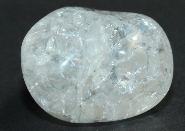 Bergkristall cracked Sammlerstein mit auffallenden Aussehen und schöner Form !